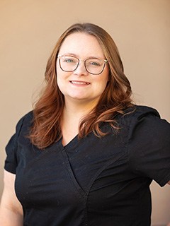 Dental assistant Allyssa
